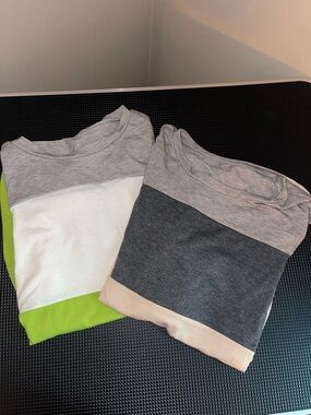 Women’s Colorblock Crewneck Top - Gray/White/Lime / Gray/Charcoal/Cream set